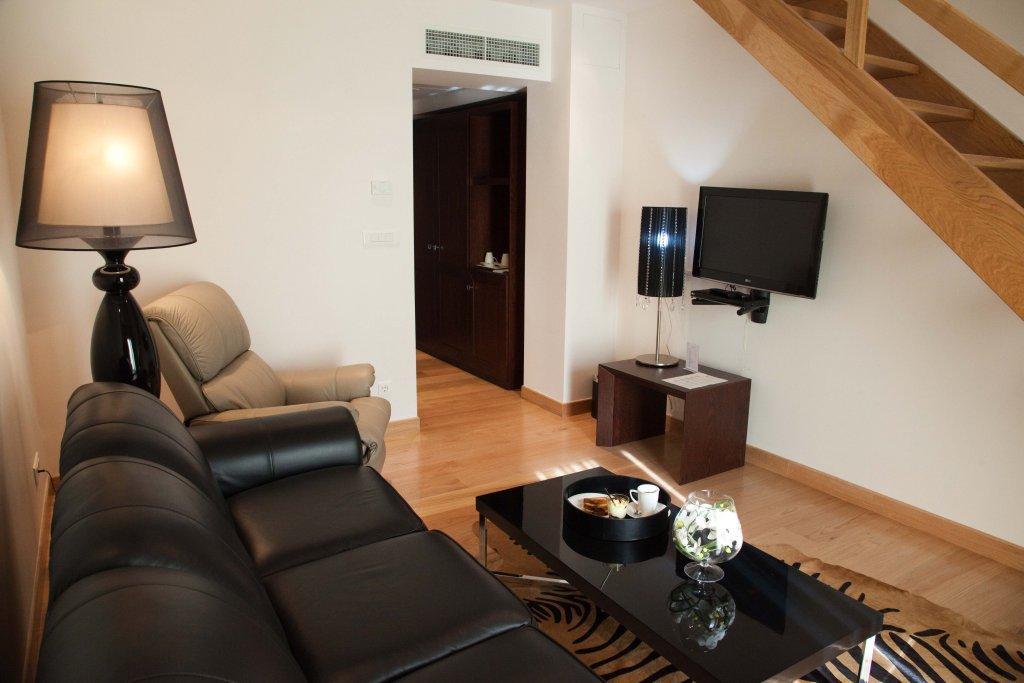 Kalavrita Canyon Hotel & Spa Ngoại thất bức ảnh